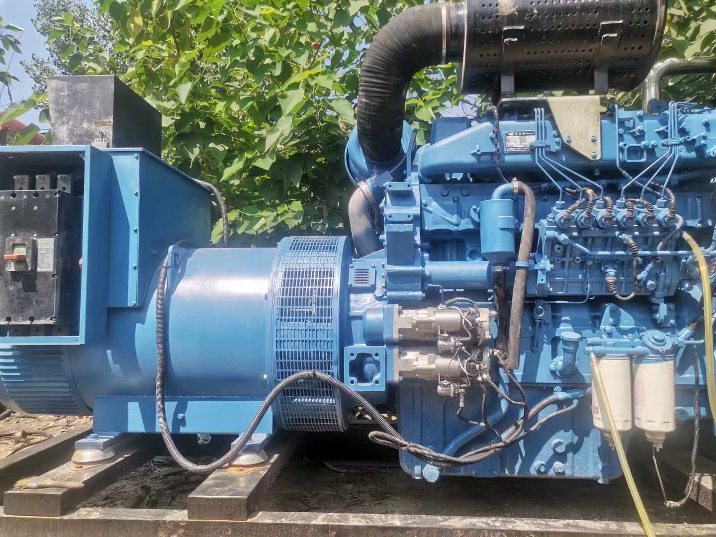 梅里斯达斡尔族详细说明降低 800kW 柴油发电机输出电流波动的方法